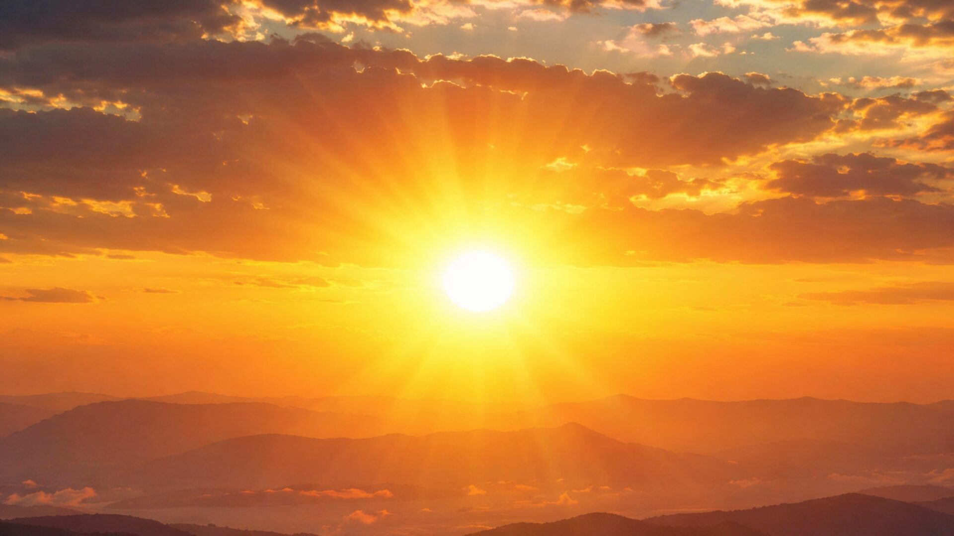 sol brillante en el cielo al amanecer significado de soñar con el sol